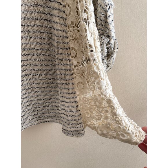 Blu-Pepper Womens Striped Lace Accent Top Size M - Picture 8 of 11